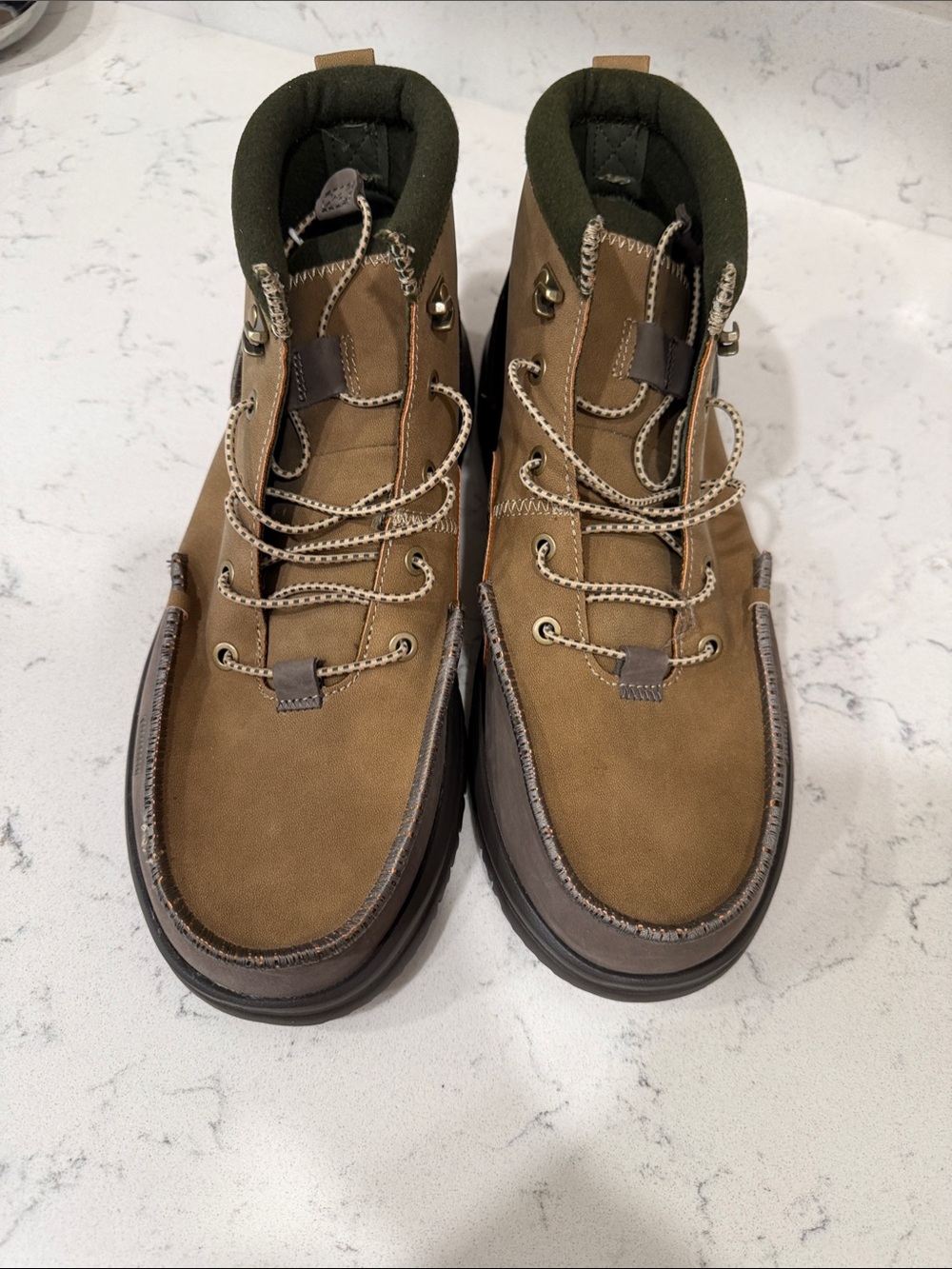 Hey Dude  Bradley Classic Tumbled Chukka  Water Repellent Boot